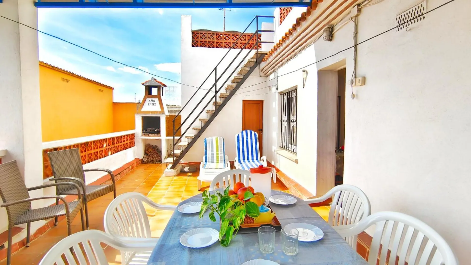 Vacay Apartamento La Terraza, Con La Calma! En La Costa Brava, L\'Escala! location